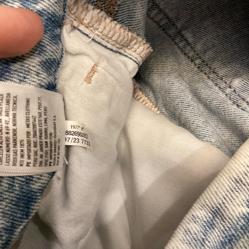 American Eagle 0 Curvy Mom Denim Shorts Womens Strigid Distressed 2023 Crossover - Picture 7 of 9